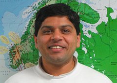 Anir&uuml;ddhā Gokhāl&eacute;